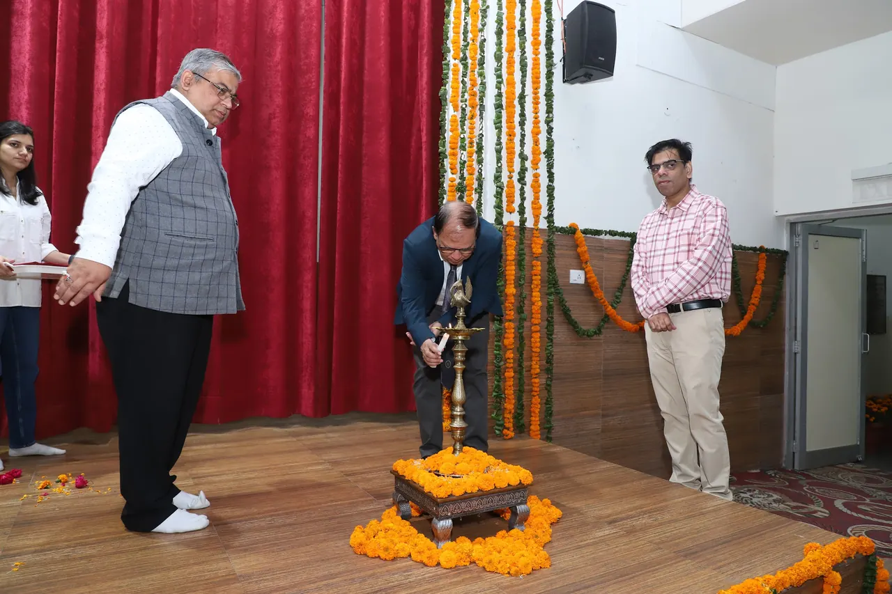 Lighting of the ceremonial lamp at the opening